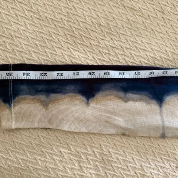 Johnny Was cardigan sweater, size L - Picture 11 of 11